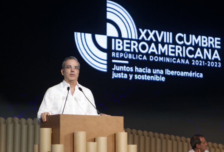 Luis Abinader confirma equipo del Mirex trabaja para eliminar visado Schengen
