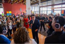 El ministro David Collado lanza en Colombia la plataforma “Conoce el Paraíso”