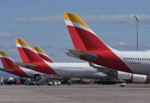 Iberia activa un plan de respuesta ante la subida del jet fuel
