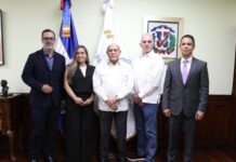 Mescyt y Arajet impulsan alianza para formar pilotos, mecánicos y tripulación aérea en RD