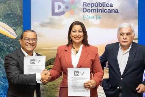 Fundación Municipios al Día y FIPETUR sellan alianza para impulsar el turismo sostenible y el Festival Minuto del agua en Iberoamérica